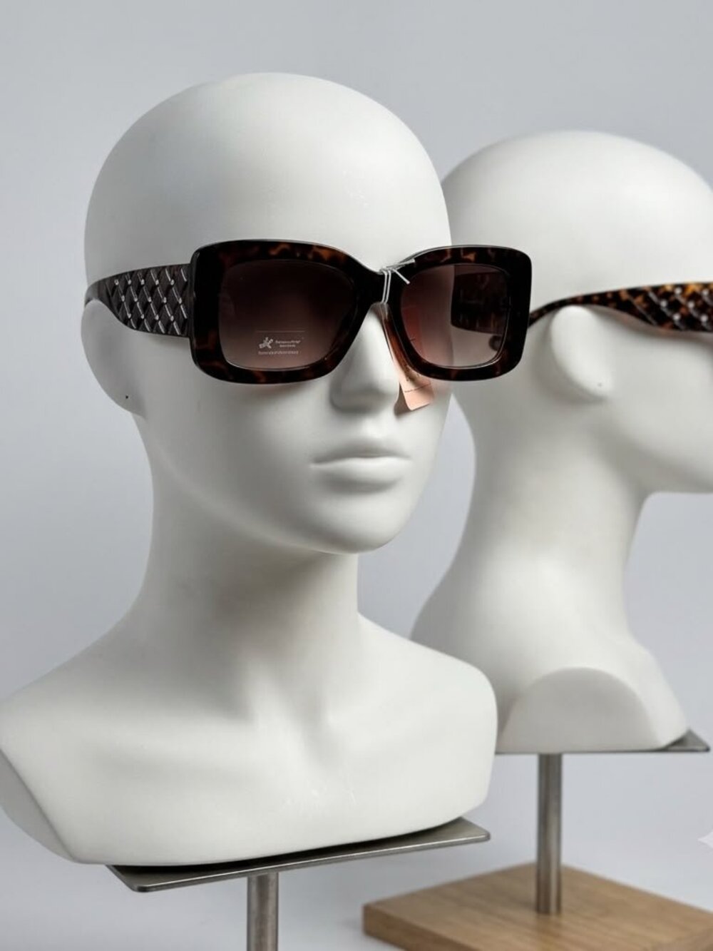 Beverly Hills Polo Club Sunglasses Full-Rim Cat Eye bhsw029 tor